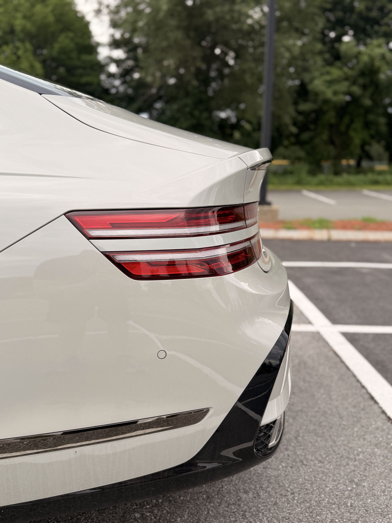 2025 Genesis G80 rear taillight detail