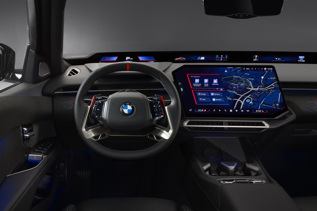 BMW M350 xDrive interior with Panoramic iDrive and the 17.9-inch central display